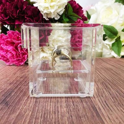 Résistance UV acrylique claire de la place pp picoseconde Ring Box Chemical Resistance